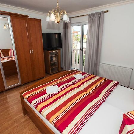 House Bacak - Apartment & Wellness-Studio Baška Voda المظهر الخارجي الصورة