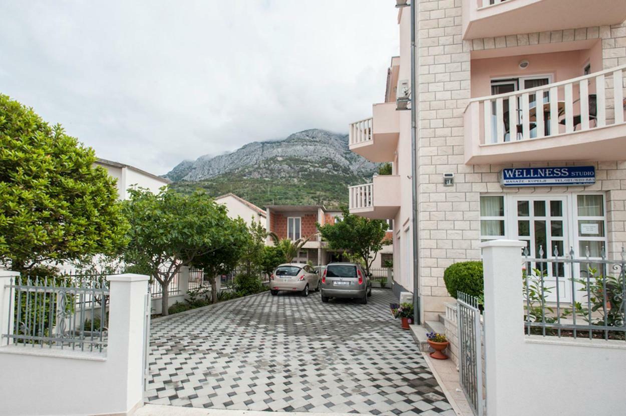 House Bacak - Apartment & Wellness-Studio Baška Voda المظهر الخارجي الصورة