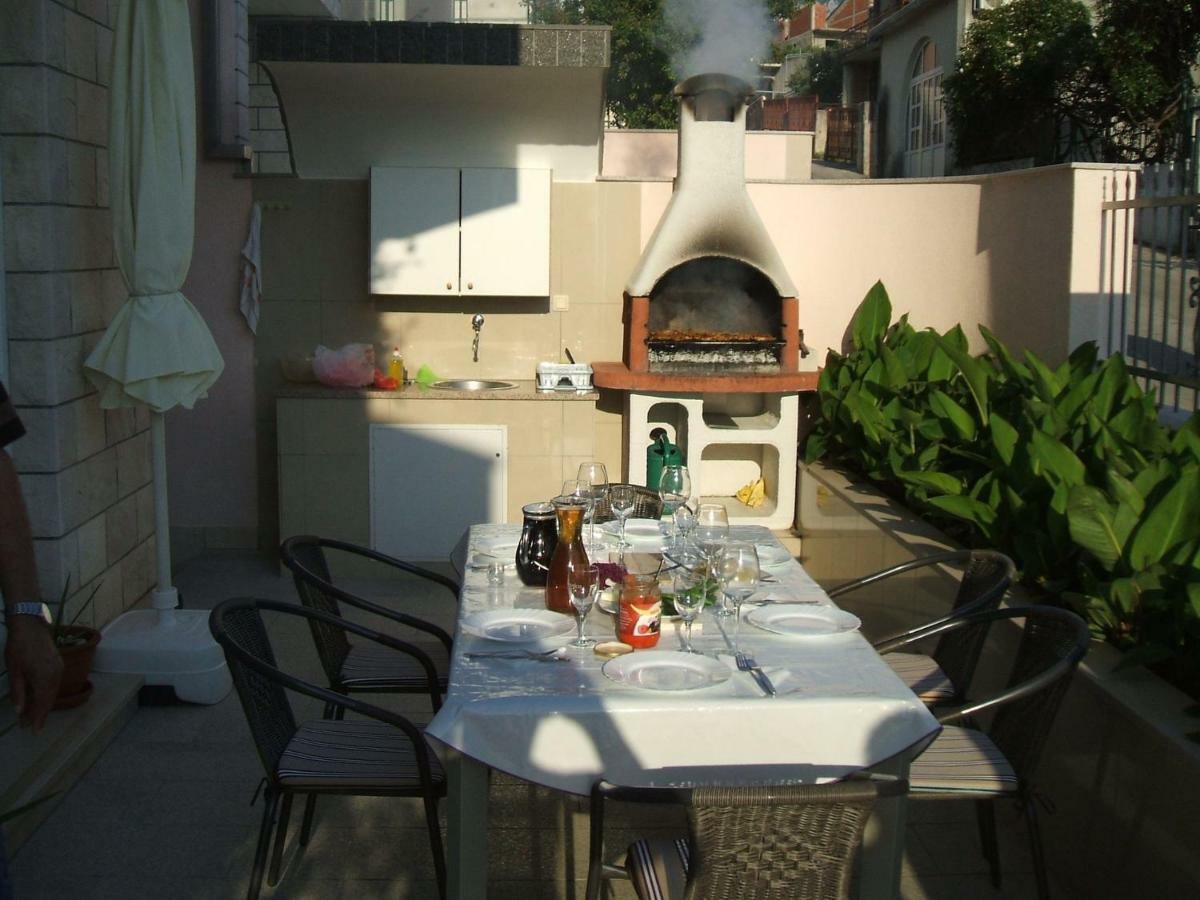 House Bacak - Apartment & Wellness-Studio Baška Voda المظهر الخارجي الصورة